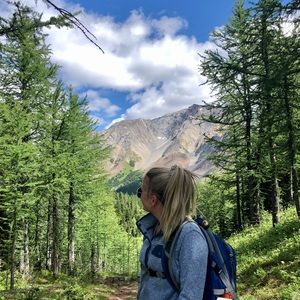 Meet your Posher, Abby